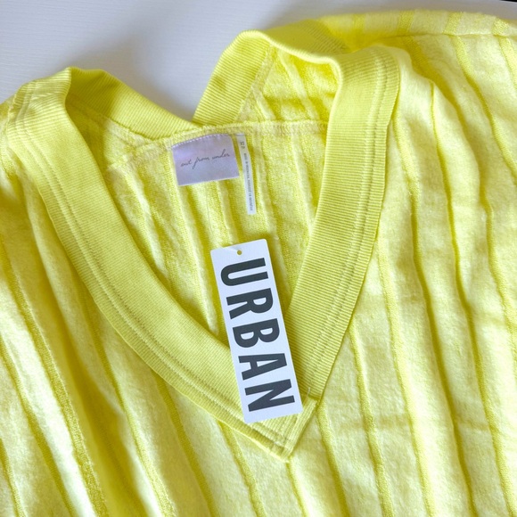 Urban Outfitters | Out From Under Raleigh V Neck Pullover Sweater Lime Yellow XS - Picture 7 of 8